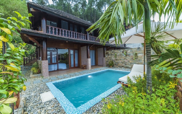 Sankofa Village Hill Resort and Spa Hotel