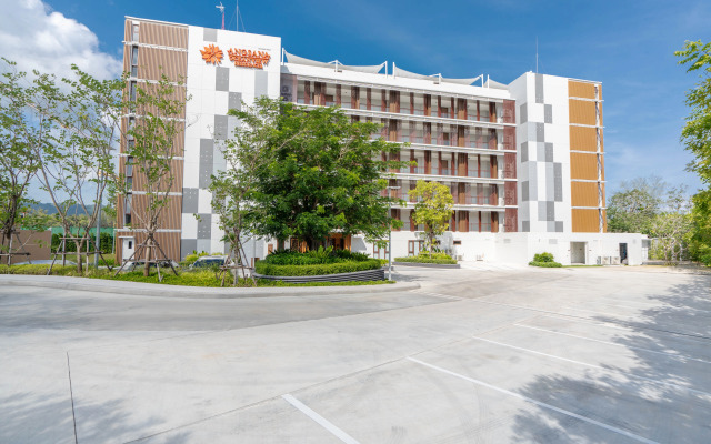 Velikolepnye Apartamenty v Lagune na Beregu Ozera Apartments