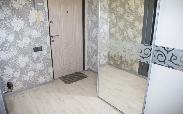 Odnokomnatnye Lyuks S Bolshoy Kukhney I Lodzhiey Apartments