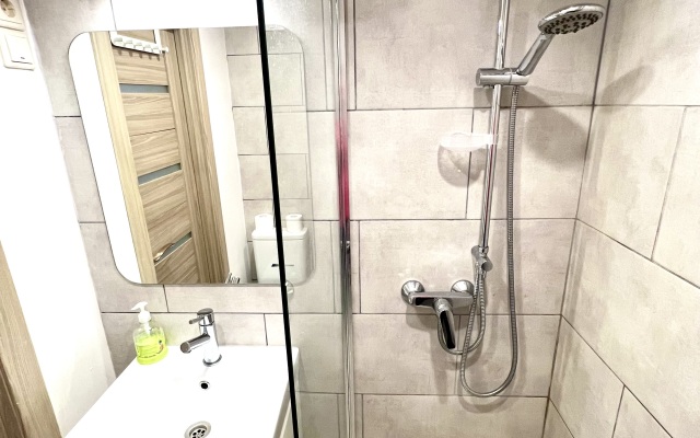 Stidiya Loft Dvikhurovnevaya Yarapartments Flat