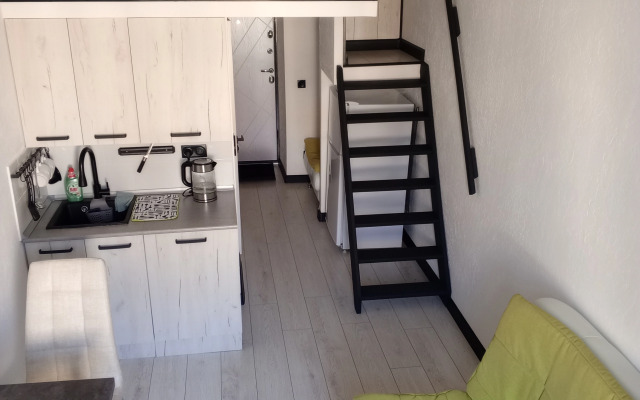 Квартира Уютная Студия в Атмосферном Доходном Доме 19 Века