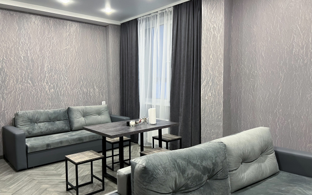 Dvukhkomnatnye Na Komsomolskoy Apartments