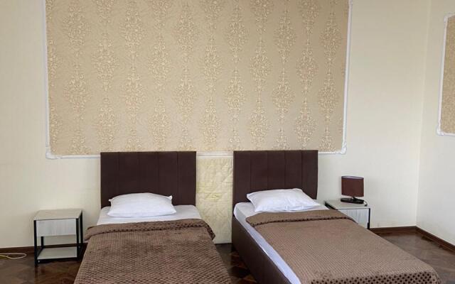 Nika Hotel