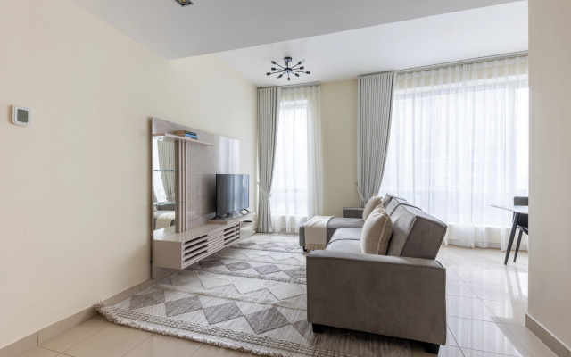 Welcome Home in Blakely Tower Apartments