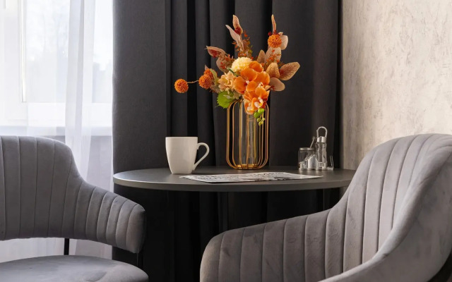 Апартаменты Park Side Cтудия с Диваном