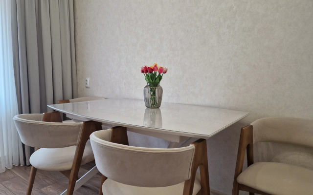 Vitalij HouseRent Tryohkomnatnaya po ul. Rinata Galeeva,31 Flat