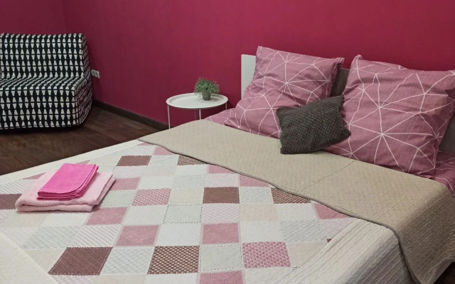 Апартаменты на Ялтинской с видом на реку