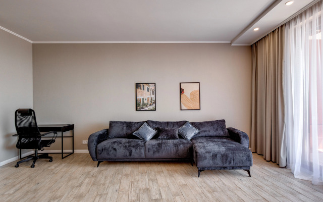 Surname Deluxe Apartments 10