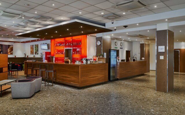 Cosmos Ekaterinburg Hotel