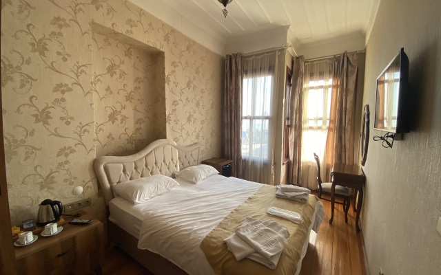 Nuray Hotel
