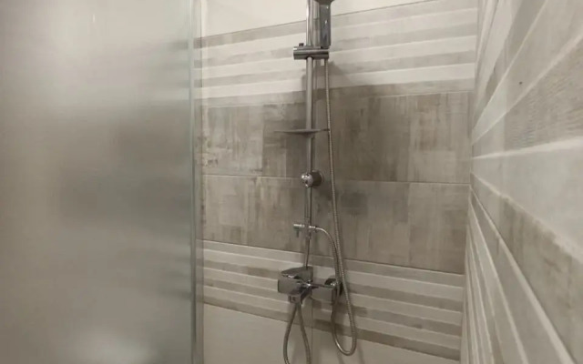 Uyutnaya kvartira u morya Flat
