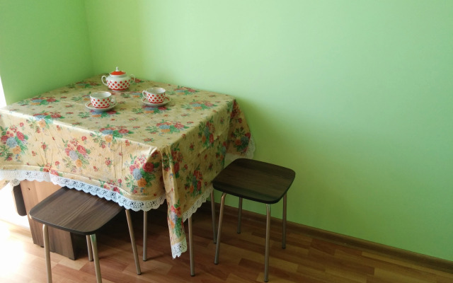 Na Ul Lugovaya 6t Flat