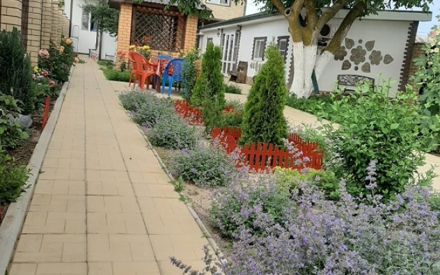 Solnechny Guest House
