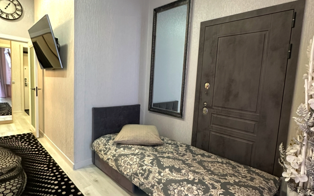 Bolshaya Studiya V Tsentre Flat