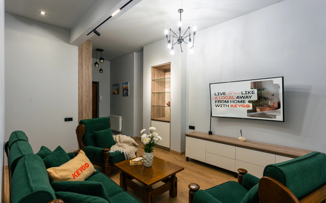 KeyGo #0111, 1 Bedroom, Near The Opera House Apartments