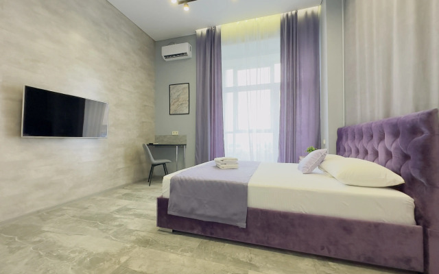 Sky Loft Studio 17 etazh Flat