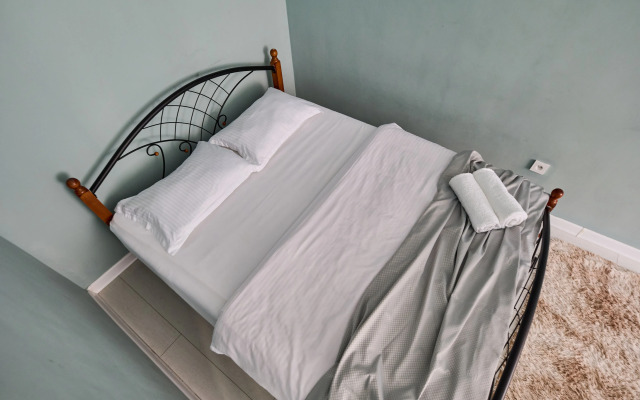 Uyutnye v Tsentre Goroda Flat