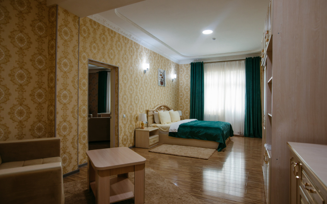 Отель Grand Hotel Sogdiana