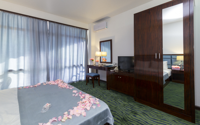 Sunrise Garden Hotel