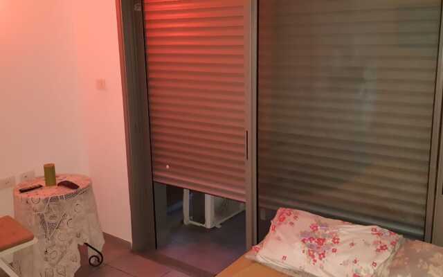 Studio In The Heart Of Haifa Apartments