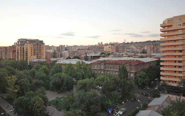 Apartments RentInnYerevan 13 Pavstos Buzand street