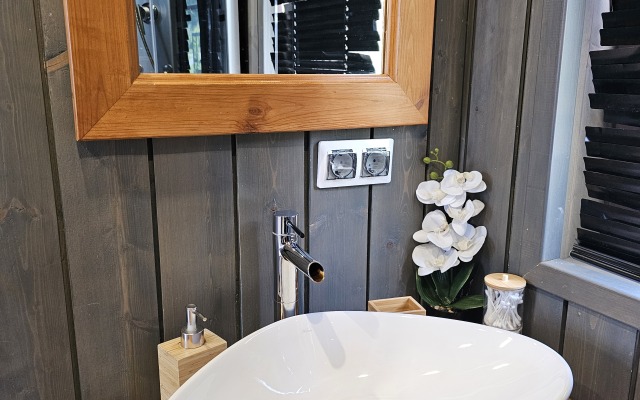 Коттедж Черничный Склон Green House