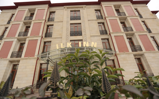 Отель ILK INN