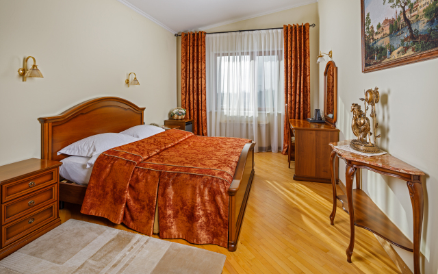 Отель Иностранец