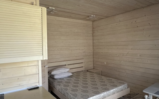Maksimanit Guest House