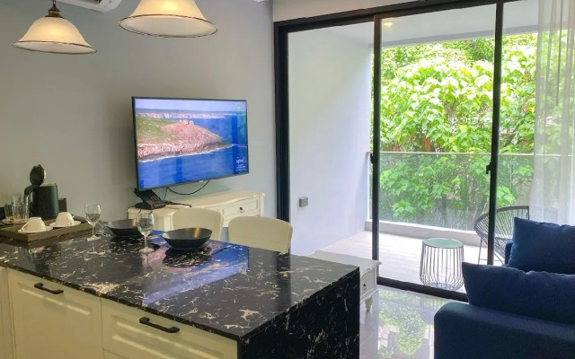 V Komplekse Palmyrah Apartment