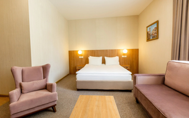 Valeri Classic Hotel