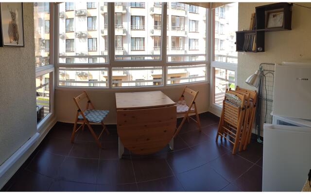 Sisayd Na 65 Let Pobedi Apartments