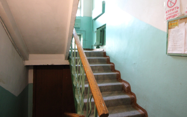 Квартира студия возле метро