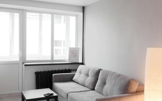 Na Komsomolskoy Flat