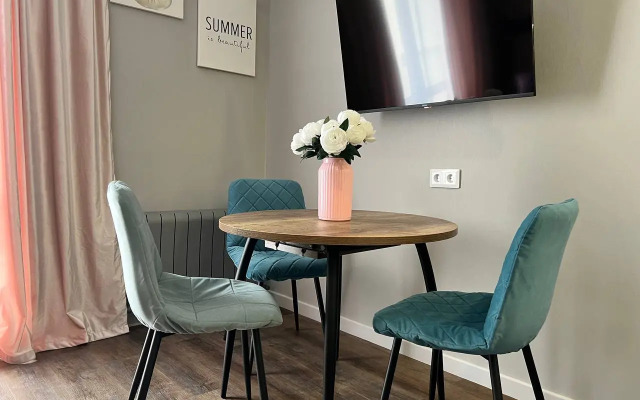 Uyutnaya Studiya S Vidom Na Reku Flat