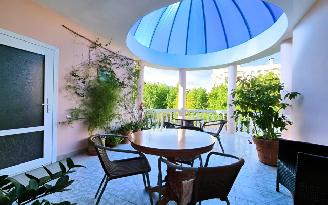 Milana Guest house