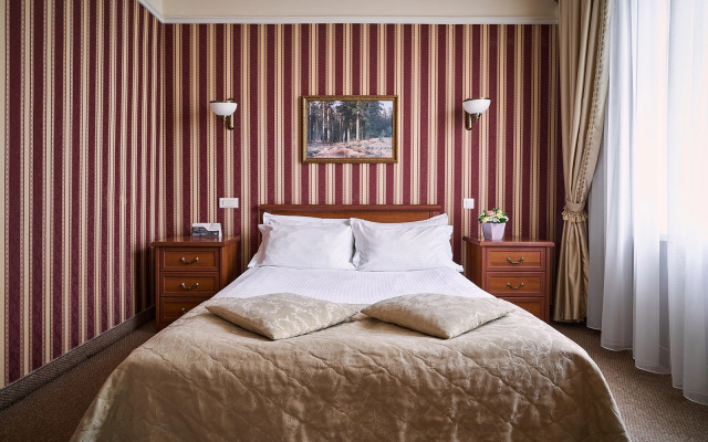 Tsentralny by USTA Hotels