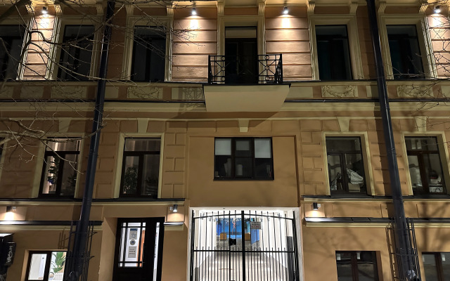 Гостевой дом С человечком