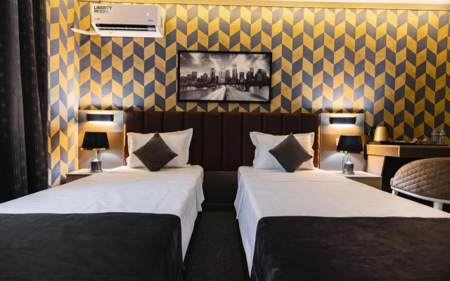 Art Air Hotel