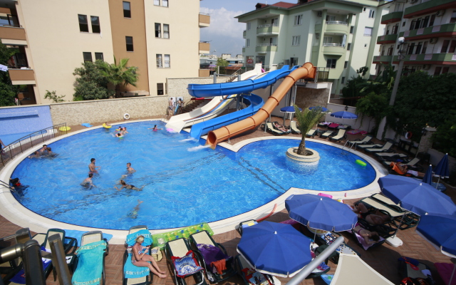 Almera Park Apart Hotel