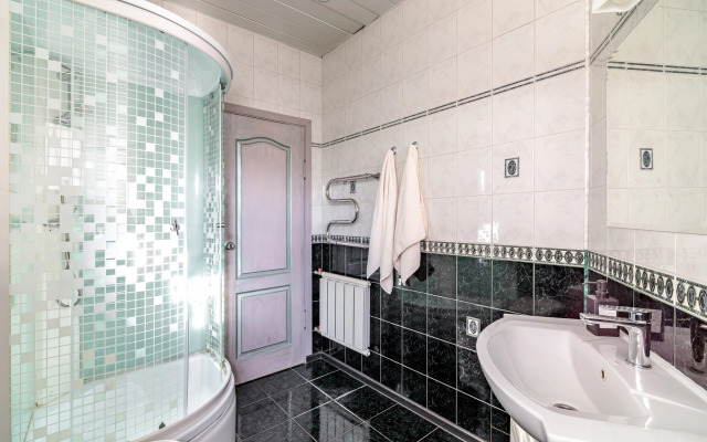 Замок Anstar House Vatutinki