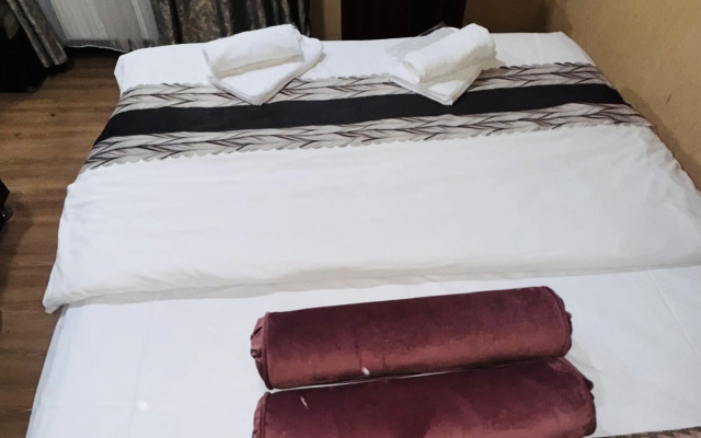 Renova Old City Hotel