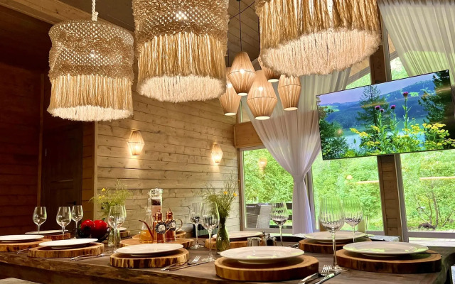 Shale Medvezhiy Ugol Guest house