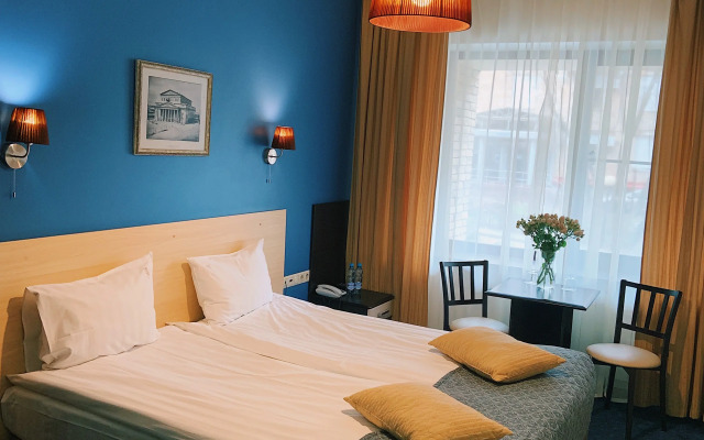 Отель Антик