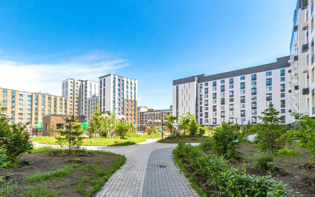 Prostornaya S Kruglosutochnym Zaezdom Apartments