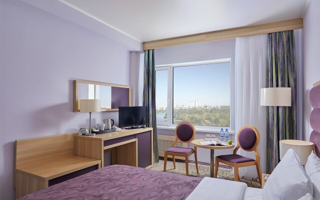 Aristokrat Oficial'nyj partnyor Otelya «Del'ta» Izmajlovo Hotel