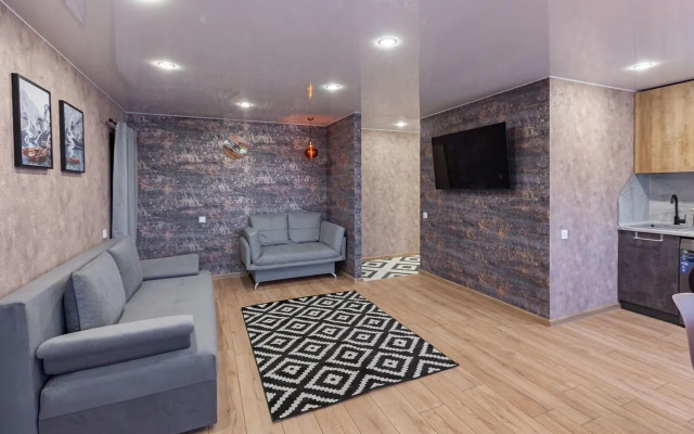 Yevrodvushka s balkonom Flat