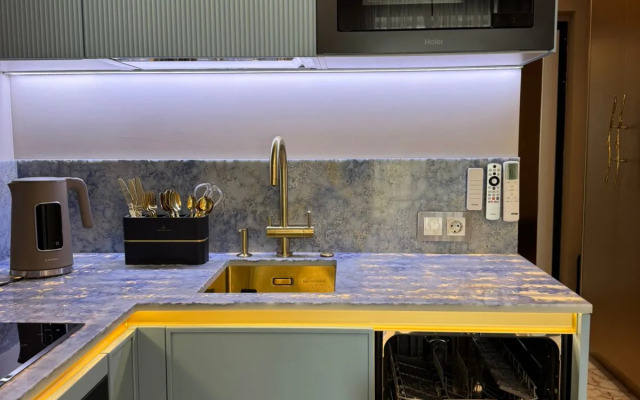 Апартаменты Высота 124 УК Атмосфера с видом на горы