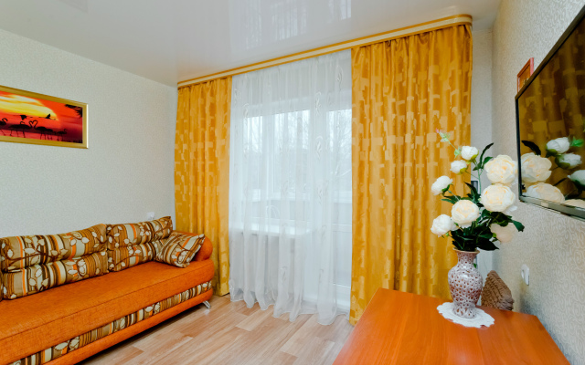 On Komsomolskaya Street Apartments
