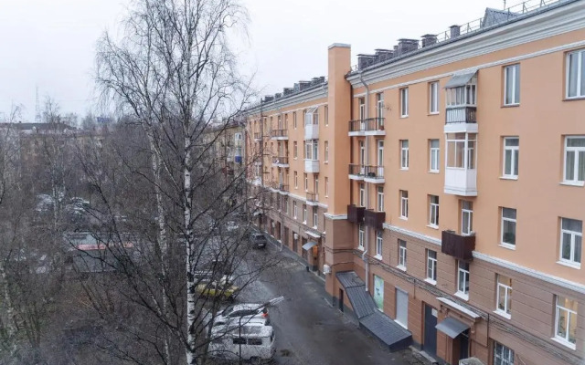 Апартаменты 9 ночей в центре на Анохина 37